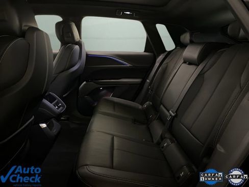 Used 2024 Cadillac Lyriq Luxury image 60