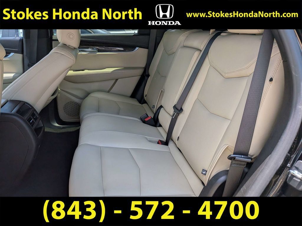 Used 2019 Cadillac XT5 FWD image 17