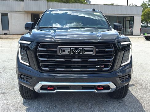 New 2026 GMC Yukon XL AT4 Ultimate w/ LPO, Floor Liner Package AWD/4WD image 3