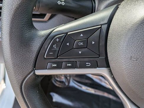 Used 2025 Nissan Altima 2.5 SV image 21