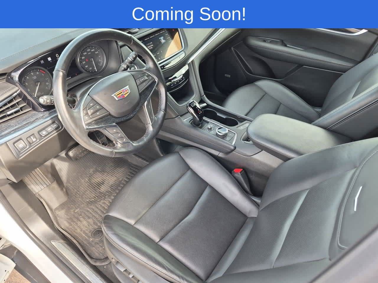 Used 2024 Cadillac XT5 Premium Luxury w/ Technology Package AWD/4WD image 2