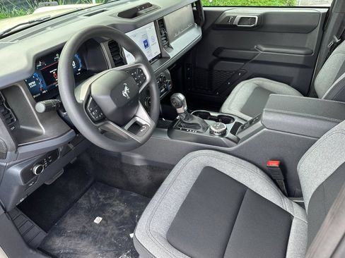 New 2025 Ford Bronco 4-Door AWD/4WD image 11