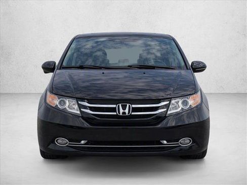 Used 2017 Honda Odyssey Touring image 2