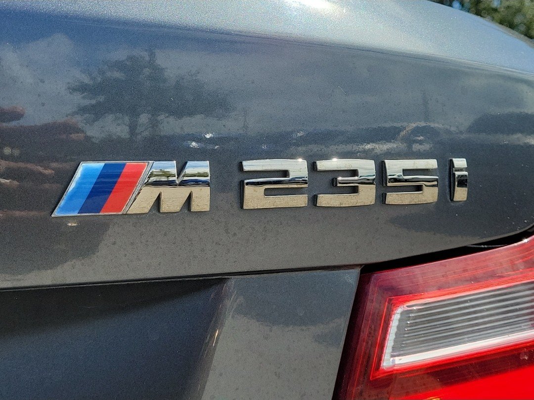 Used 2015 BMW M235i Convertible RWD image 11