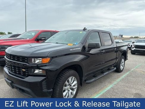 Used 2021 Chevrolet Silverado 1500 Custom AWD/4WD image 23