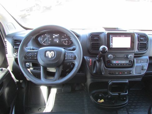 Used 2026 RAM ProMaster 2500 w/ Convenience Group FWD image 19