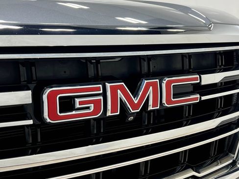 Used 2021 GMC Yukon SLT w/ SLT Premium Package AWD/4WD image 45