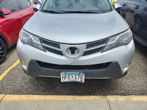 Used 2013 Toyota RAV4 XLE AWD/4WD image 2