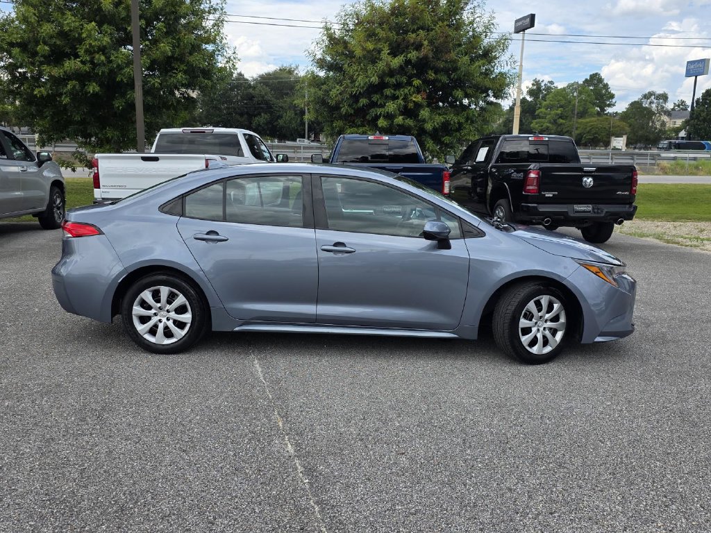 Used 2024 Toyota Corolla LE FWD image 27