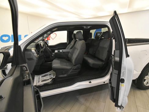 Used 2021 Ford F150 XLT RWD image 15