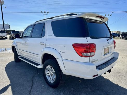 Used 2006 Toyota Sequoia Limited image 3