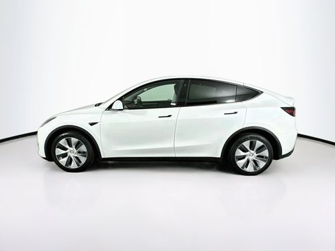 Used 2023 Tesla Model Y Long Range AWD/4WD image 4