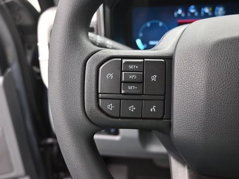 New 2026 Ford F250 XLT w/ XLT Premium Package AWD/4WD image 7