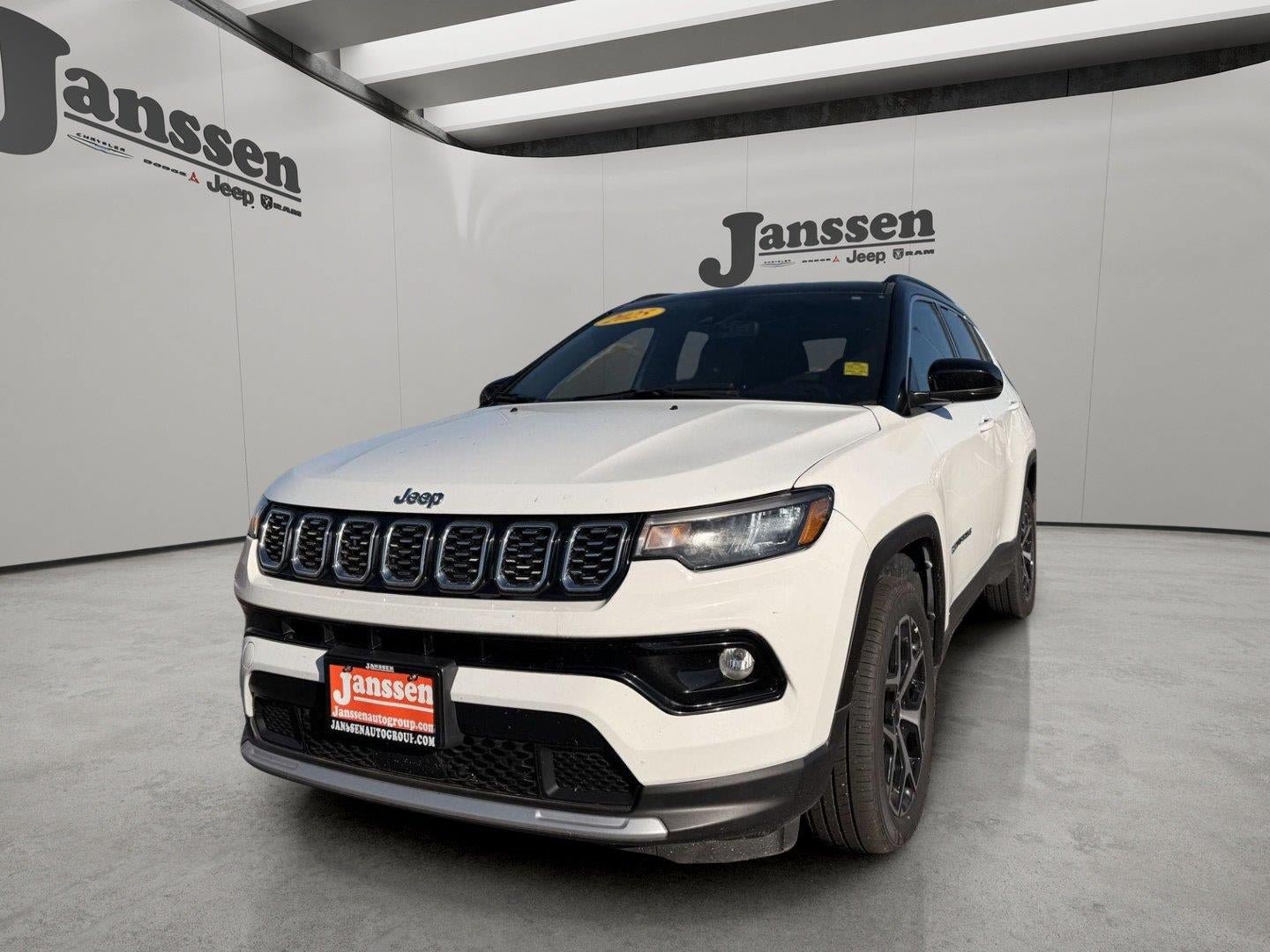 Used 2025 Jeep Compass Limited AWD/4WD image 8