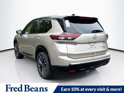 New 2026 Nissan Rogue Platinum image 4