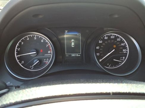 Used 2024 Toyota Camry SE image 25