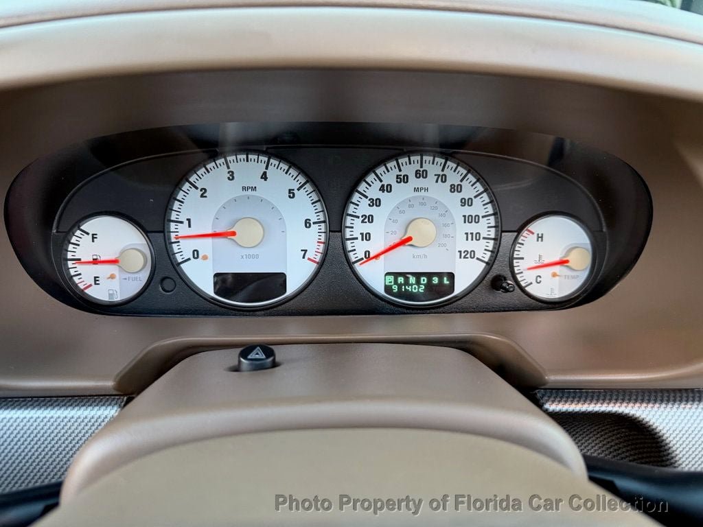 Used 2004 Chrysler Sebring GTC FWD image 45