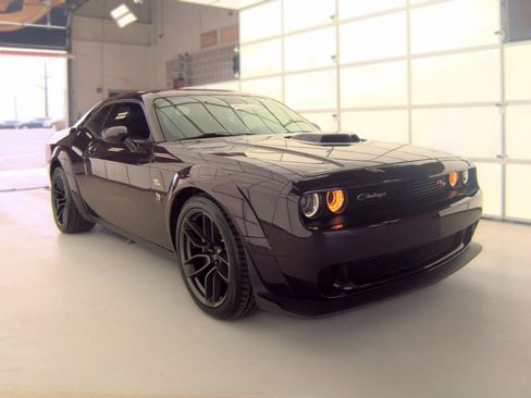 Used 2021 Dodge Challenger R/T Scat Pack RWD image 1