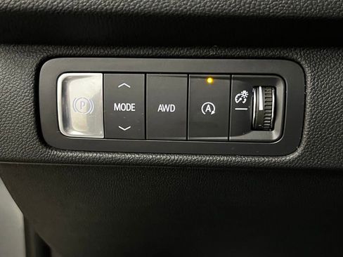 Certified 2025 Chevrolet Traverse Z71 w/ Driver Confidence Package image 24