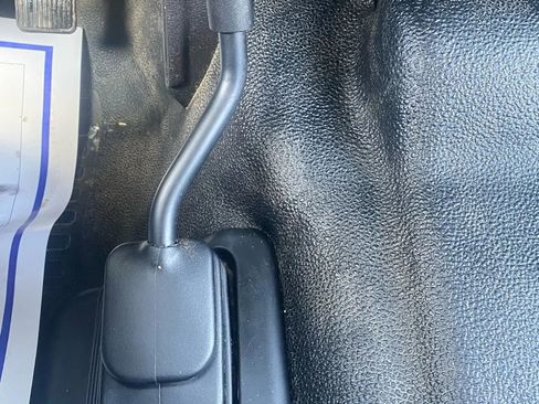 Used 2016 Ford F250 XL w/ XL Appearance Package image 12