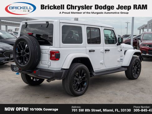 Used 2022 Jeep Wrangler Unlimited Sahara 4xe w/ Cold Weather Group image 5