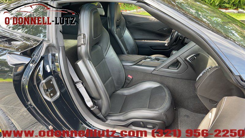 Used 2014 Chevrolet Corvette Stingray Coupe RWD image 9