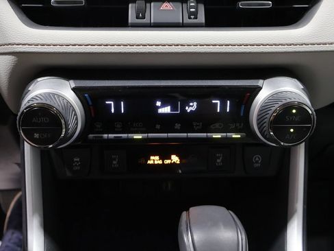 Used 2023 Toyota RAV4 XLE Premium AWD/4WD image 32