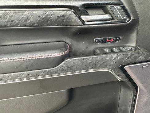 Used 2023 GMC Sierra 1500 AT4X image 11