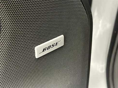 Used 2023 Chevrolet Tahoe LT w/ Luxury Package image 18