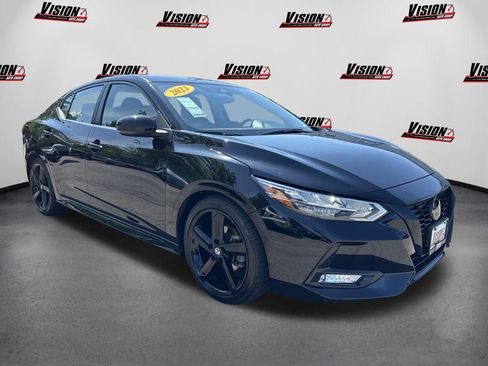 Certified 2023 Nissan Sentra SR w/ Midnight Edition Package FWD image 3