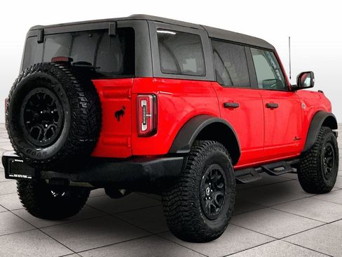 Certified 2024 Ford Bronco Wildtrak image 11