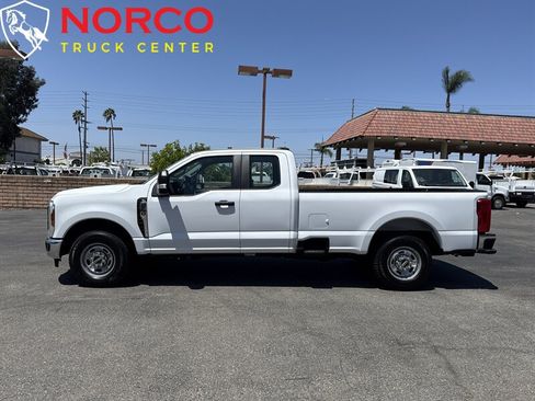 Used 2024 Ford F250 XL w/ XL Chrome Package RWD image 5