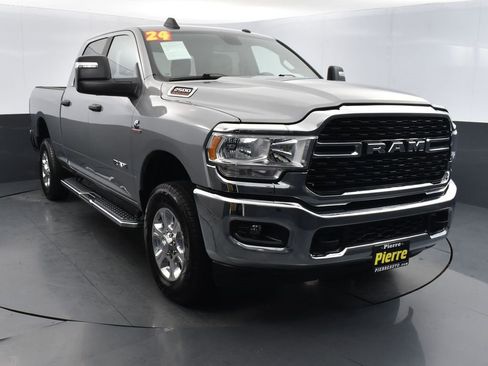 Used 2024 RAM 2500 Big Horn image 6