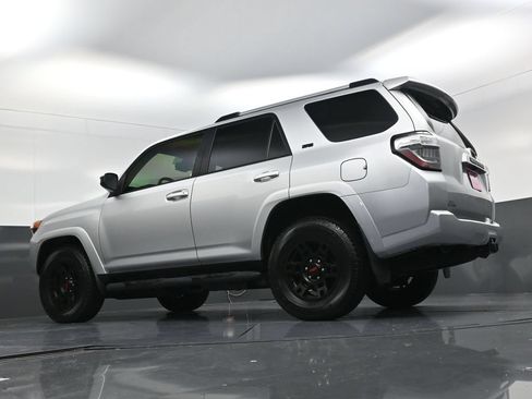 Used 2024 Toyota 4Runner SR5 RWD image 19