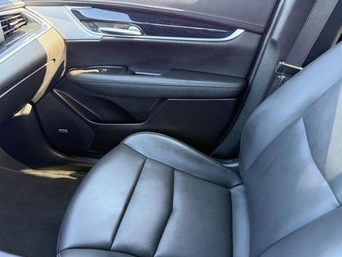 Used 2025 Cadillac XT5 Premium Luxury FWD image 21