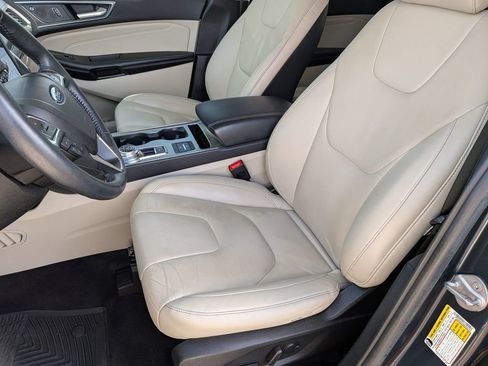Used 2022 Ford Edge Titanium AWD/4WD image 15