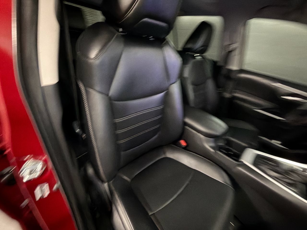 Used 2025 Toyota RAV4 XLE Premium FWD image 27