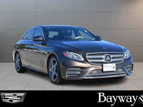 Used 2018 Mercedes-Benz E 300 E 300 image 3