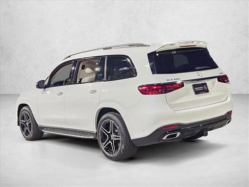 New 2026 Mercedes-Benz GLS 450 4MATIC image 9