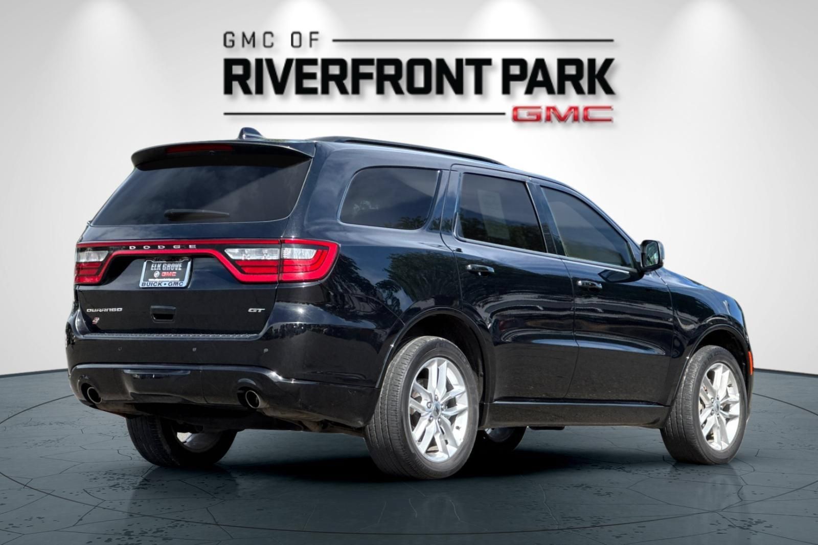 Used 2024 Dodge Durango GT AWD/4WD image 3