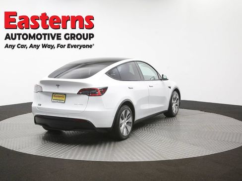 Used 2021 Tesla Model Y Long Range AWD/4WD image 37