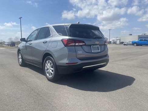 Used 2024 Chevrolet Equinox LT image 3