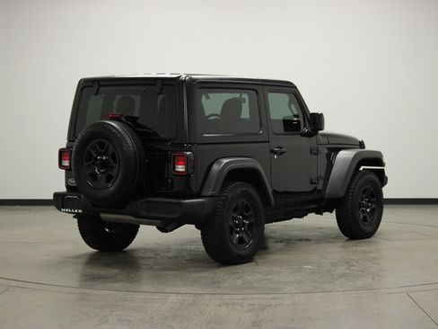Used 2025 Jeep Wrangler Sport image 8