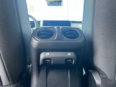 Used 2024 Jeep Wrangler Unlimited w/ Convenience Group image 27