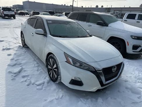 Used 2022 Nissan Altima 2.5 SV image 28