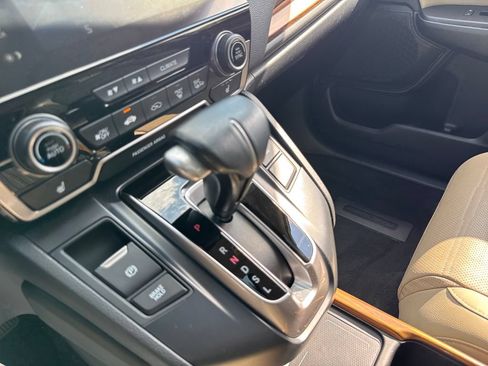 Used 2020 Honda CR-V Touring image 24