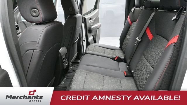 Used 2025 Chevrolet Colorado Z71 AWD/4WD image 16