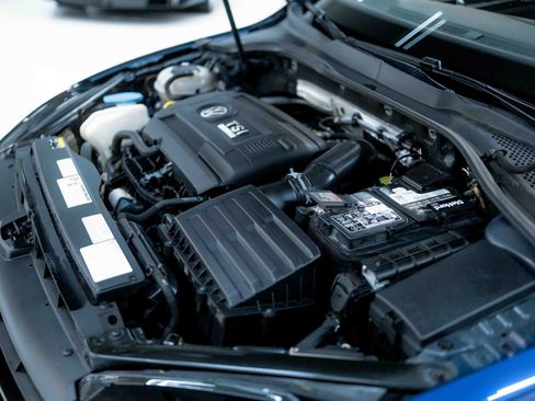 Used 2018 Volkswagen Golf R 4-Door image 86