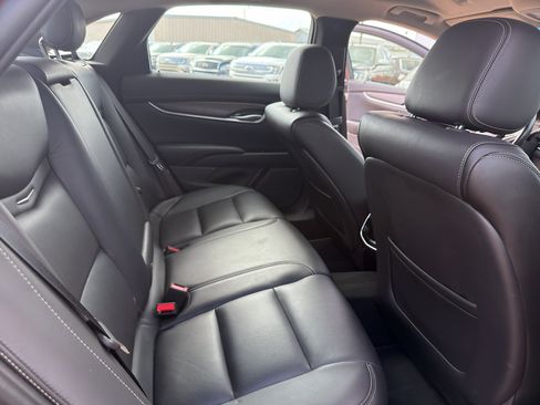 Used 2019 Cadillac XTS Luxury FWD image 36