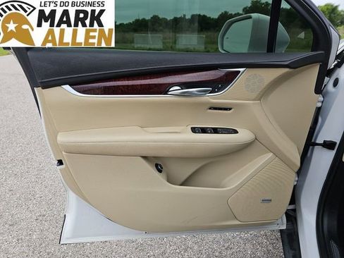 Used 2019 Cadillac XT5 Luxury AWD/4WD image 22